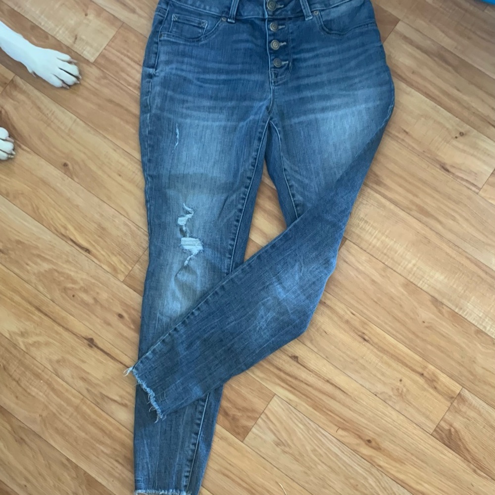 Ripped jeans